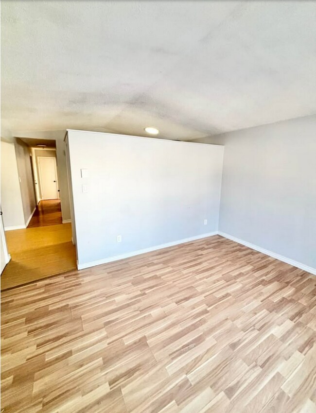 Photo - For Rent – Newly Renovated 2 Bedroom, 2 Ba...