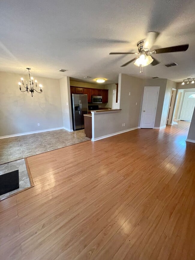 Photo - 3 Bedroom Townhouse for Lease