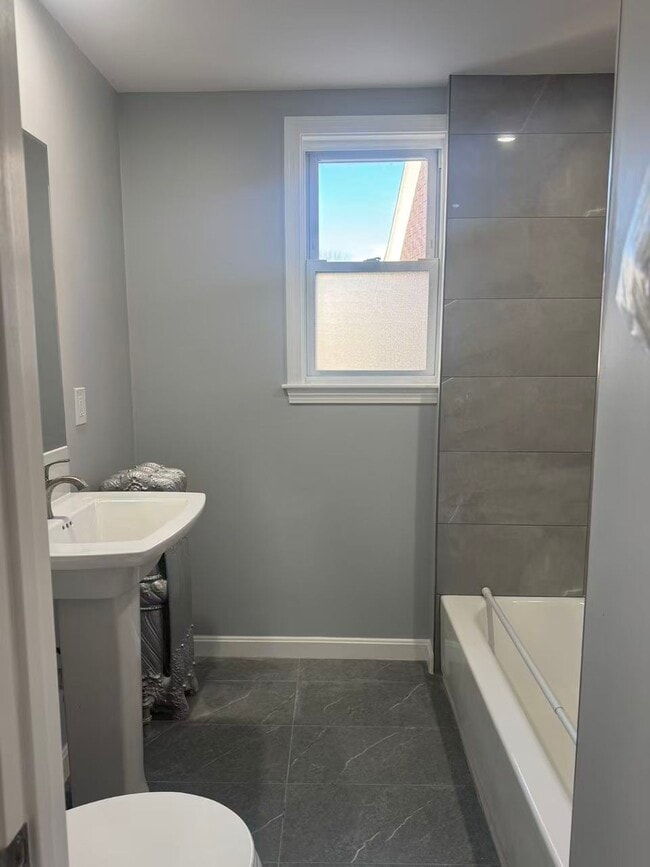 Photo - 43 Bradley St Unit 2