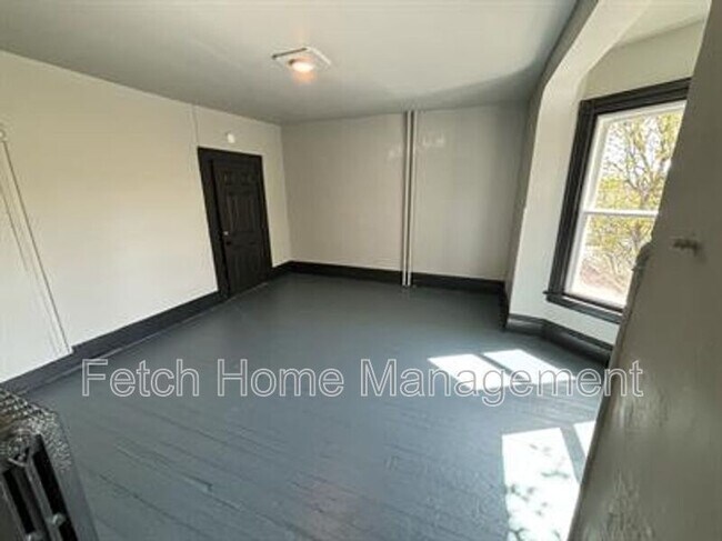 Photo - 19 S Ann St Unit 6