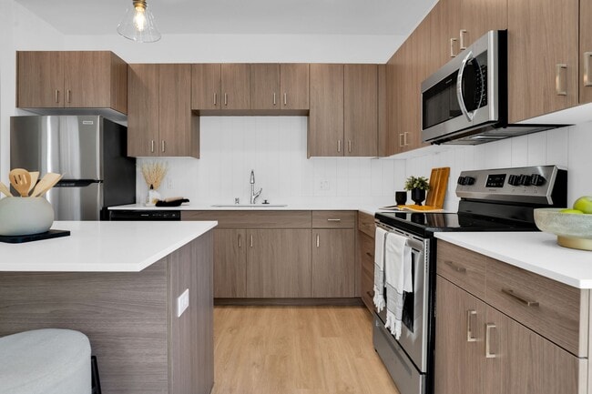 Photo - 51st Street Apts