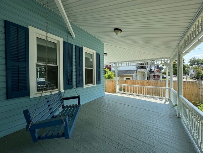 Photo - Beautifully Renovated 3 Bedroom Home in York