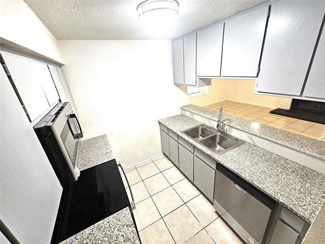 Photo - 3425 Republic Dr