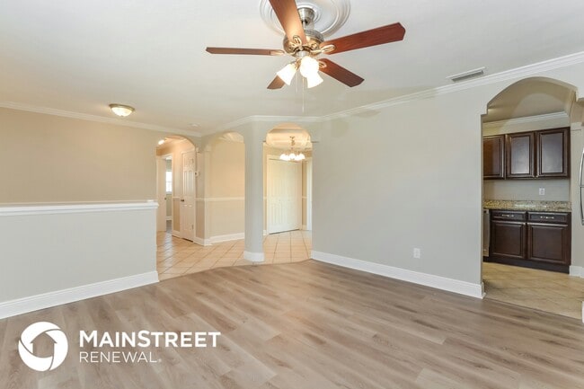 Photo - 2656 Beal St