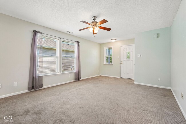 Photo - 1754 Elijah Blue Dr