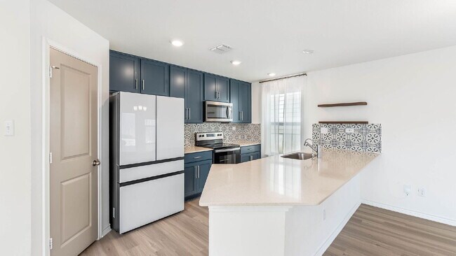 Photo - 11727 Black Rose