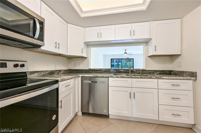 Photo - 12581 Kelly Sands Way Unidad 509 Rental
