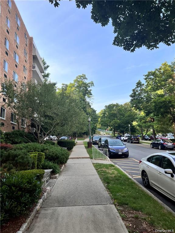 Building Photo - 416 Benedict Ave Unit 4C