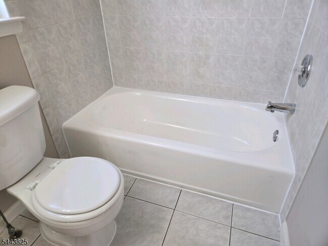 Photo - 428 S 5th St