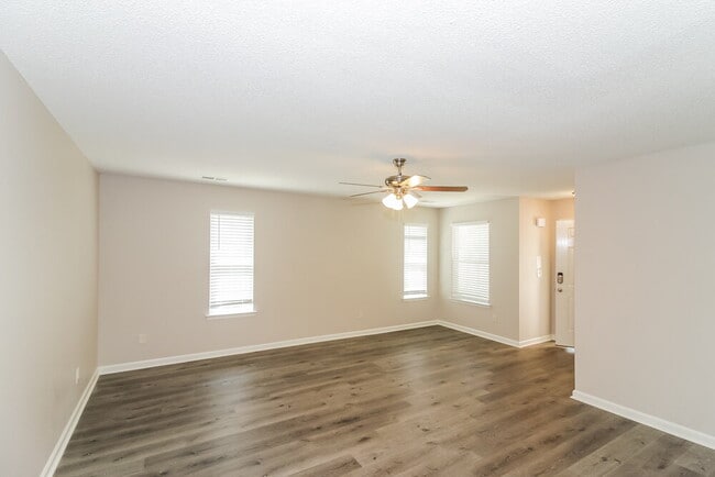 Photo - 9961 Fox Run Dr