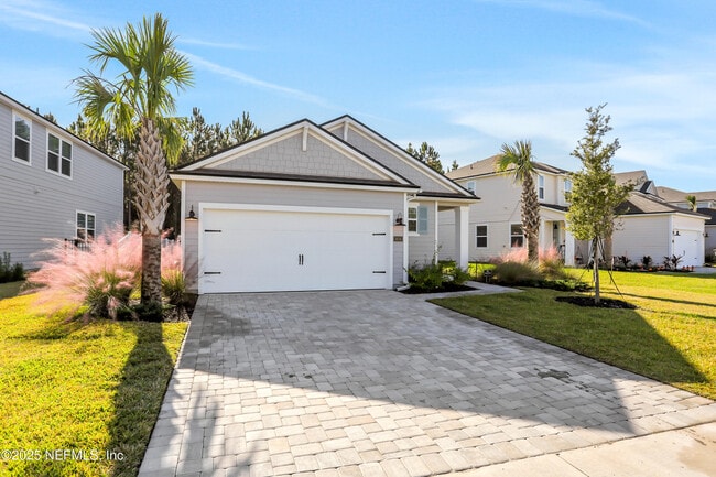 Building Photo - 404 Thistleton Wy