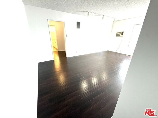 Photo - 11570 Nebraska Ave Unit 4