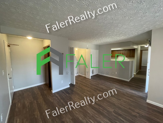 Photo - 2 Bedroom, 1.5 Bath Condo Available NOW! Unidad 5299 Belle Isle
