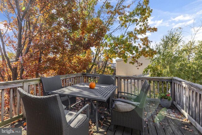 Photo - 1102 N 4th St Unidad C