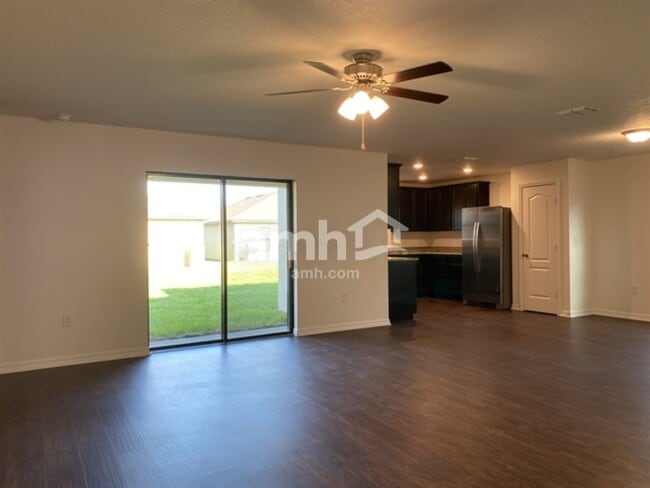 Photo - 1122 Brenton Leaf Dr