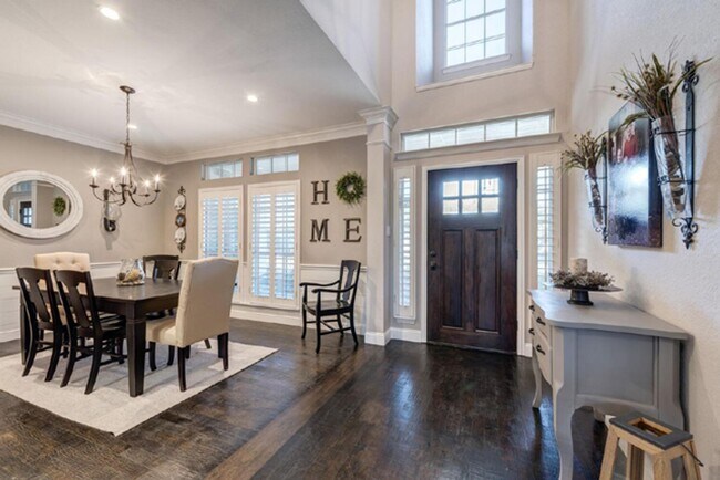 Photo - Prestigious 4-3.5-2 w POOL in Grapevine, Carroll ISD!