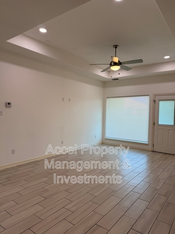 Photo - 418 Gonzalez Dr