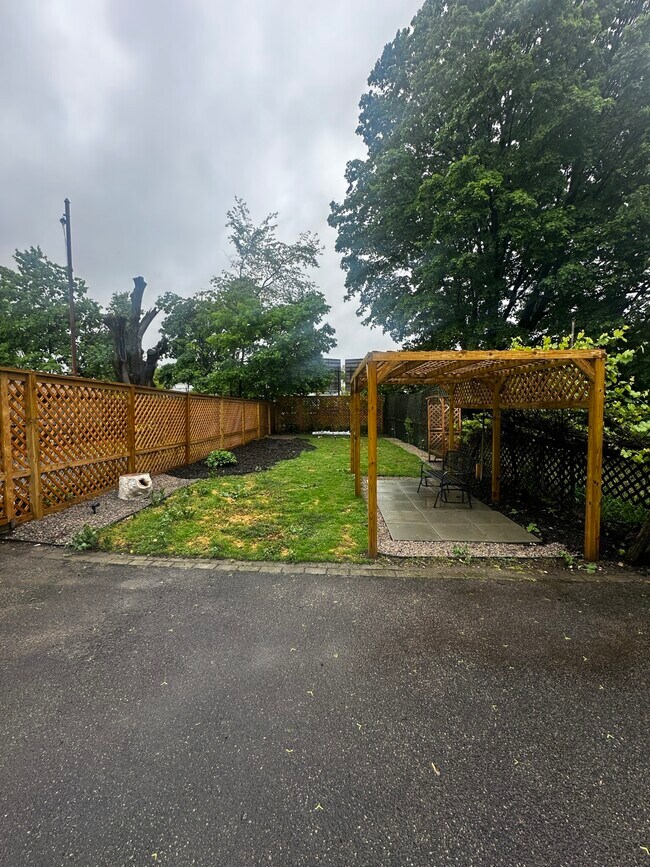 Photo - 343 Beacon St Unit 3