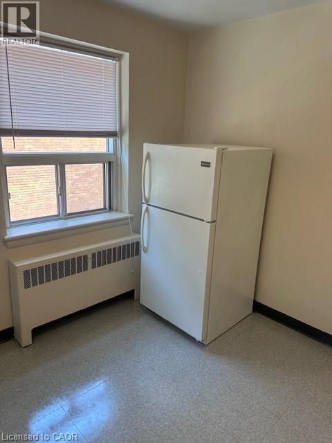 Photo - 119 MacNab St S Unit 18