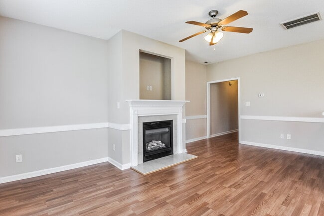 Photo - 7004 Paint Rock Ln