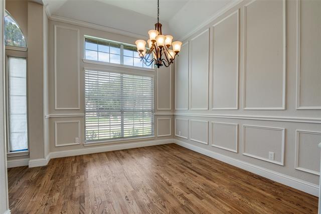 Photo - 614 Sumner Dr