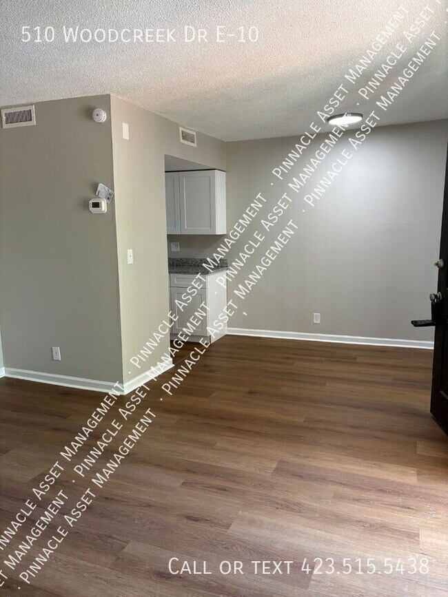 510 Woodcreek Rd