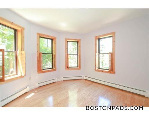 12 Prince St Unit 2