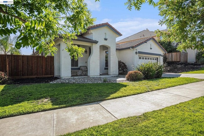 Building Photo - 355 Pebble Beach Dr