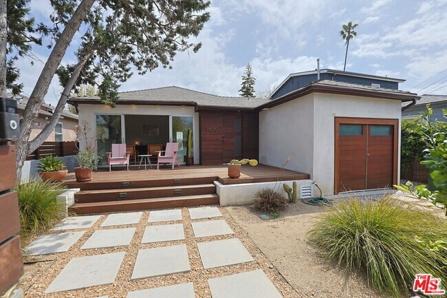 Building Photo - 1630 Penmar Ave Rental