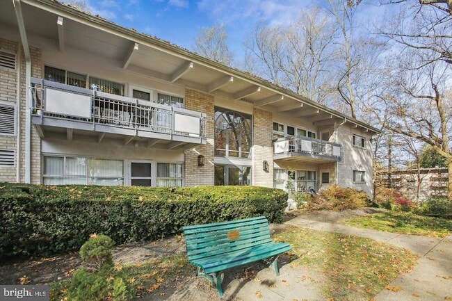 Building Photo - 7758 Donnybrook Ct Unit 201