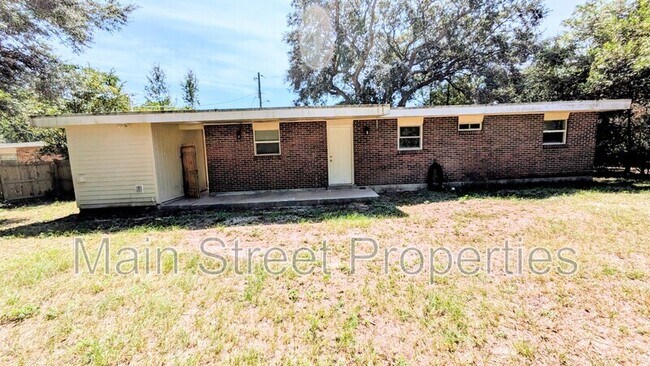 Photo - 2120 Curry Cir