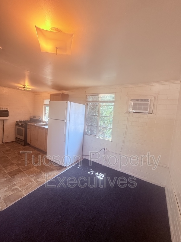 Photo - 3274 E Benson Hwy