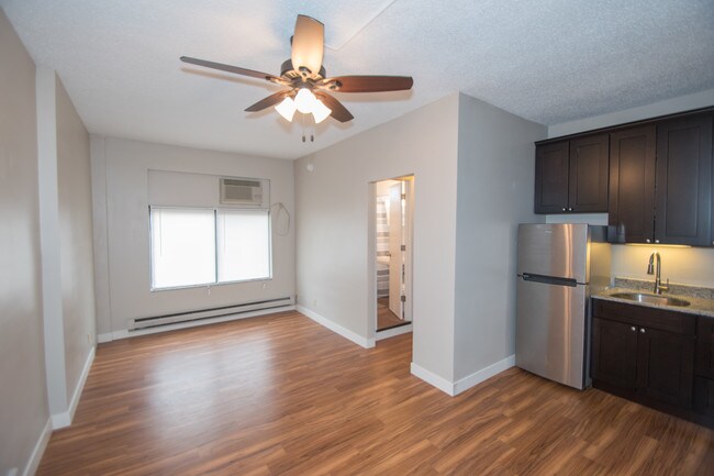 Photo - The Parkway Apartments Partners, LLC