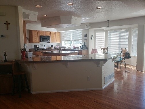 SHARED KITCHEN - 13935 Dogleg Ln