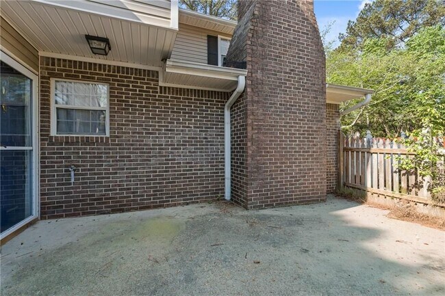 547 Picketts Bend Cir