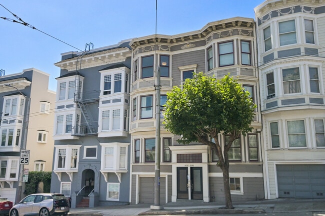 Building Photo - 3175 California St