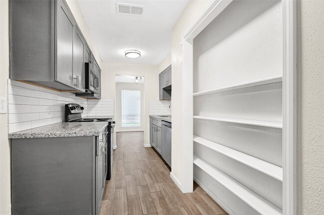 Photo - 6358 Creekbend Dr Unit True