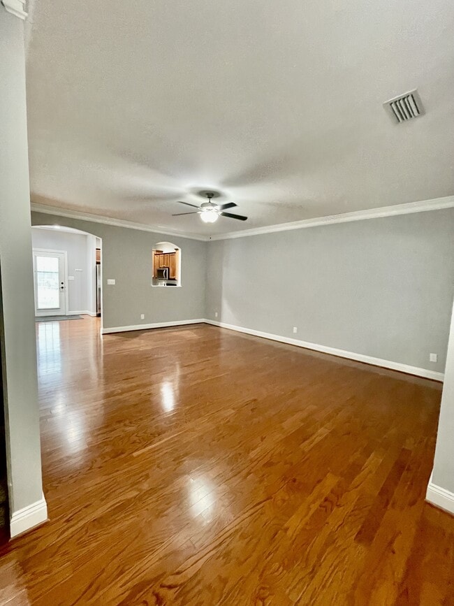 Photo - 518 Capstone Dr