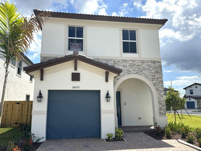 Photo - 2420 NW 131st Cir House