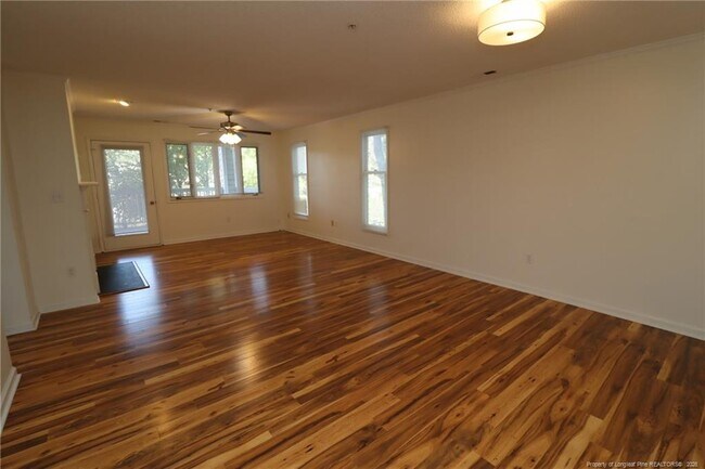 Photo - 510 Springfork Dr