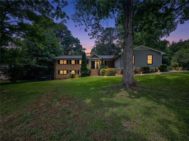 Photo - 771 Mockingbird Ln