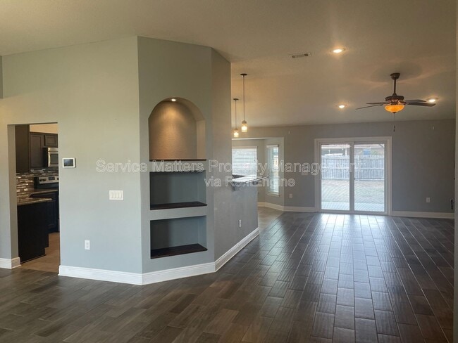Photo - 7063 Harvest Way