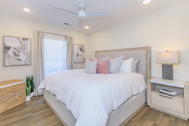 Orchard Park Apartments Bedroom