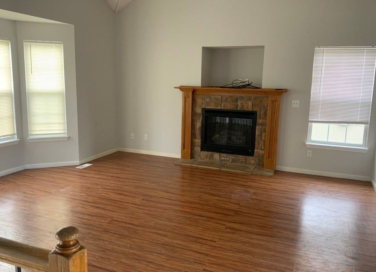 Photo - 3 Bedroom Split Entry