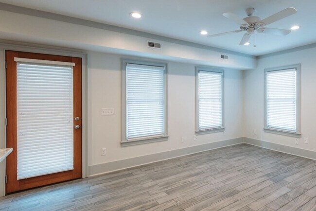 10 Orrs Ct Unit 10 Orrs Ct. Unit B