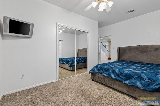 Photo - 813 N Shore Dr