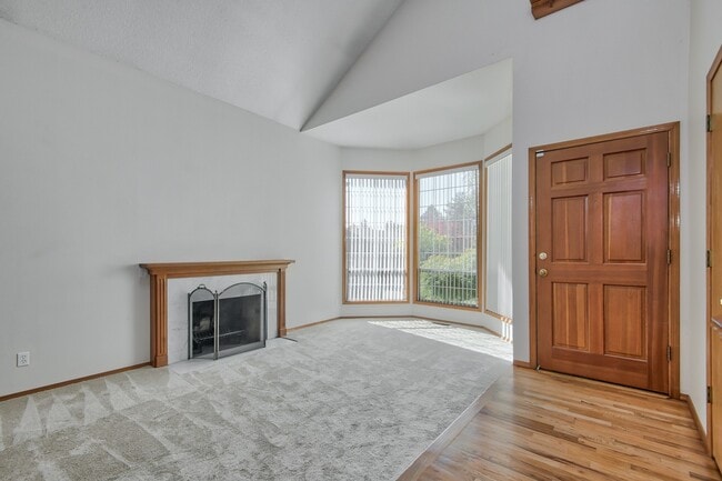 Photo - Beautiful cul-de-sac home, with fenced in yard