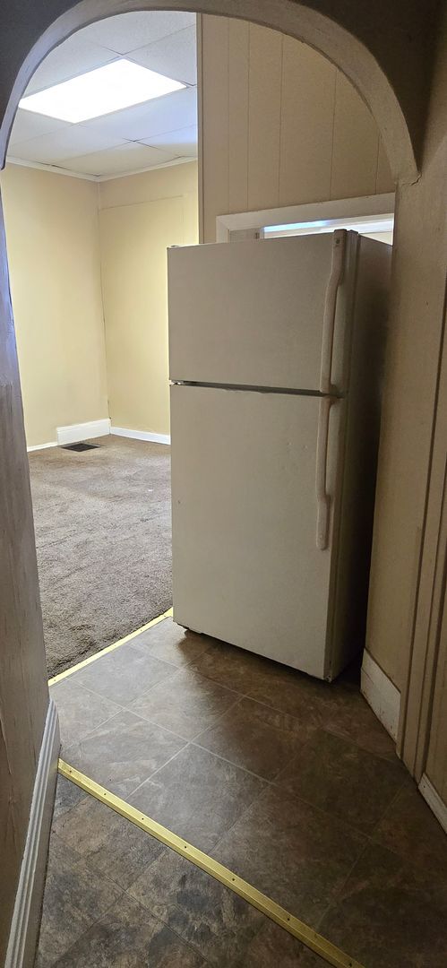 Photo - 905 W Charles St Unit Apt. #B