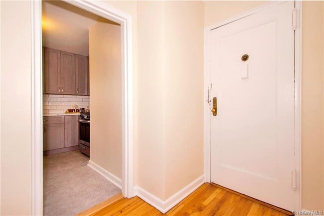 Photo - 330 S Broadway Unit A6