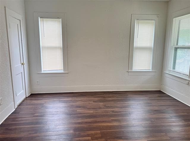 Photo - 607 Woodbine Ave